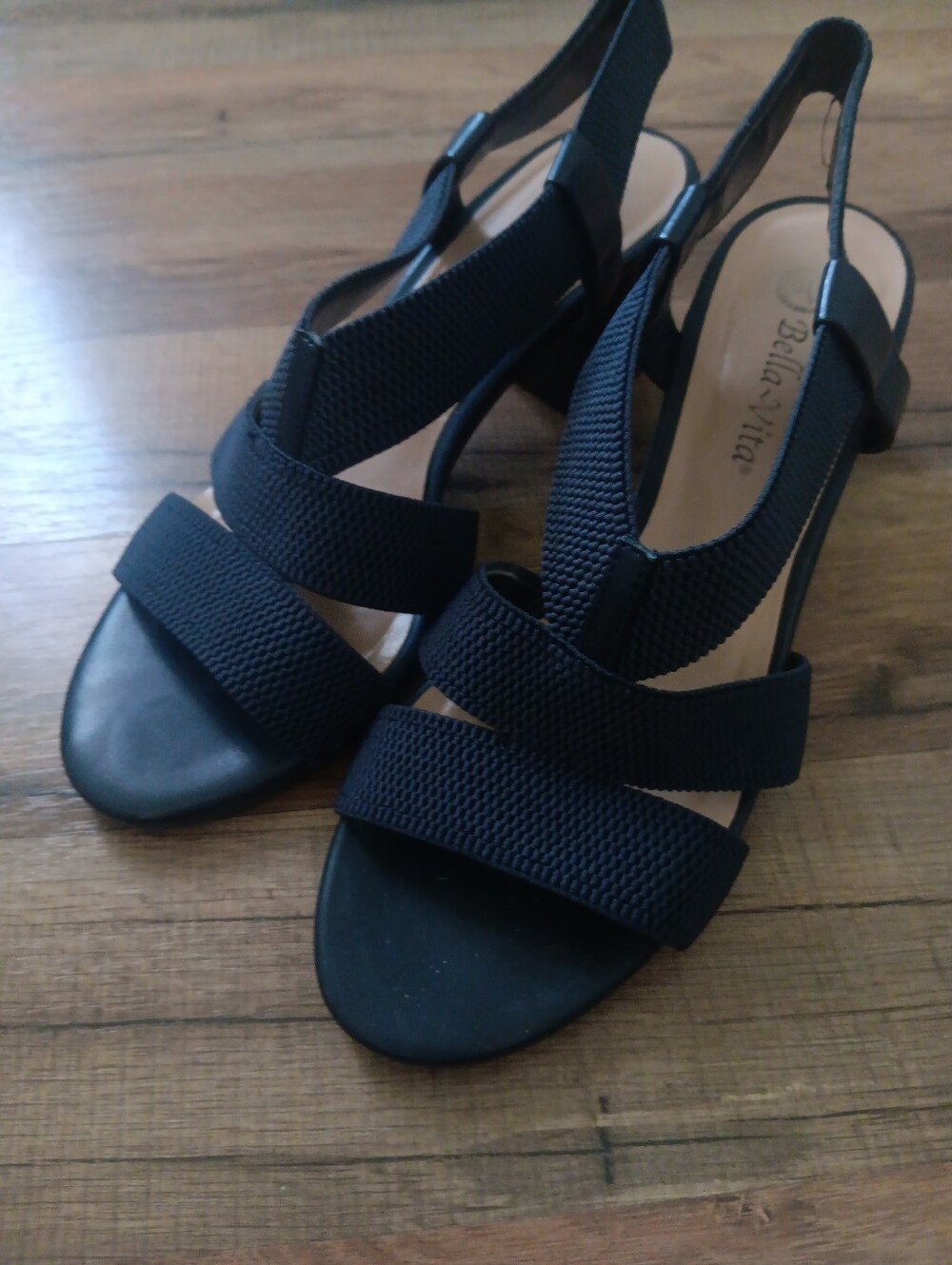 Bella Vita Jodi Black Elastic Strap Slingback Sandals